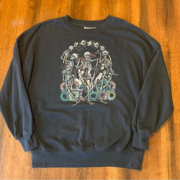 Mighty Fine Tops - Mighty Fine sweatshirt X-Small Dancing Skeletons Black Oversized Halloween